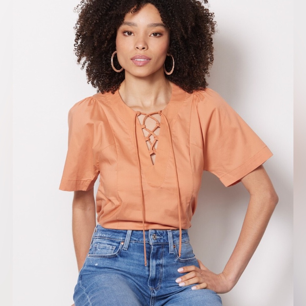 Evereve Allie Poplin Seamed Top in Peach - Size Large